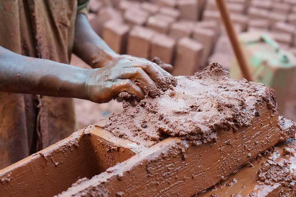 Read more about the article New forms of modern slavery